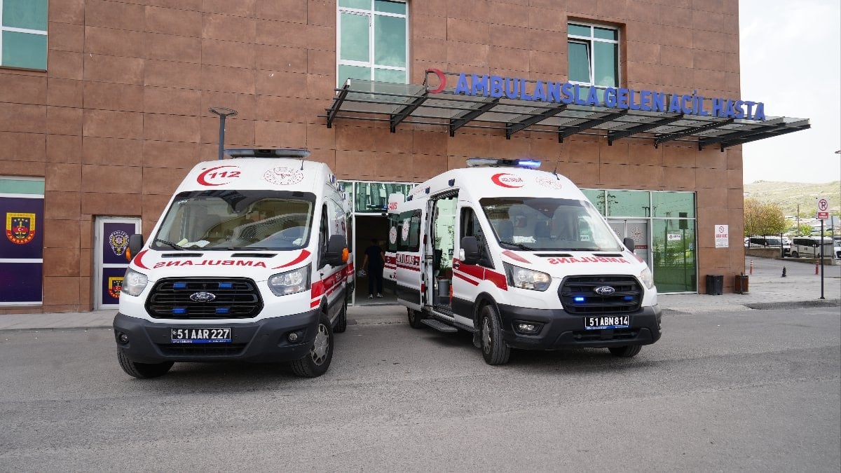 Niğde'de 27 öğrenci, yemek sonrası rahatsızlandı