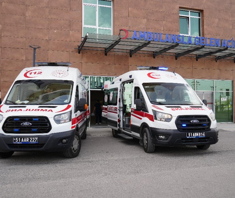 Niğde'de 27 öğrenci, yemek sonrası rahatsızlandı