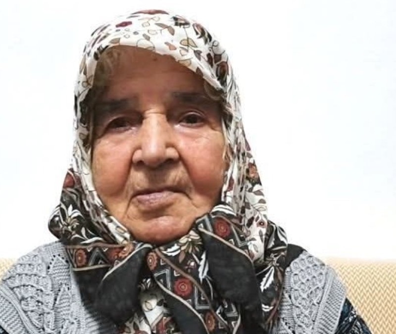 Denizli'de Osmanlı'nın son dönemini gören Hidaye teyze, 107 yaşında hayatını kaybetti