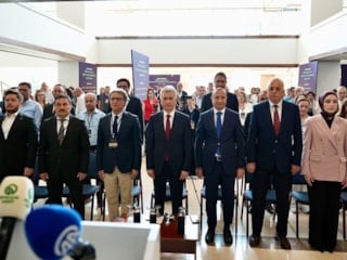 Mersin'de Akdeniz ve şehrin çevre ve iklim geleceği masaya yatırıldı