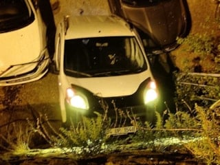 Zonguldak’ta polisten kaçarken istinat duvarından aşağı düştü