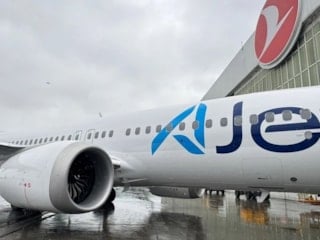 AJet’ten gençlere müjde: Yüzde 30 indirim başladı