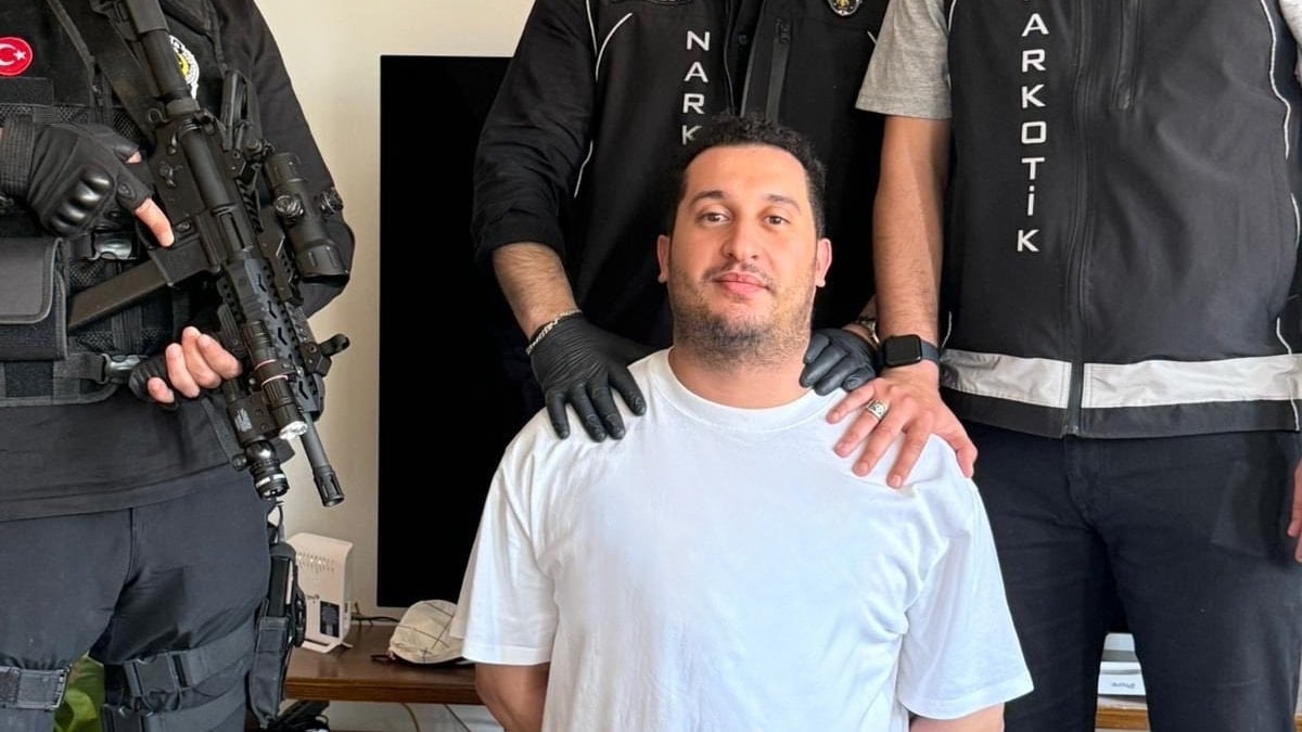 MİT, Faslı uyuşturucu kaçakçısı Mohamed Boulakhrif'u Şişli'de yakaladı
