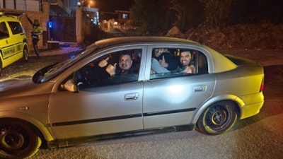 Kütahya'da otomobile 8 kişi binen öğrencilerin polisle gülümseten diyaloğu