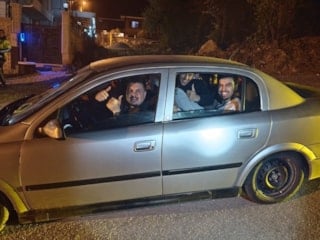 Kütahya'da otomobile 8 kişi binen öğrencilerin polisle gülümseten diyaloğu