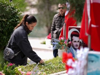 AK Parti'nin yeni yasa hazırlığı: Şehit yakını aylıklarında artış gündeme