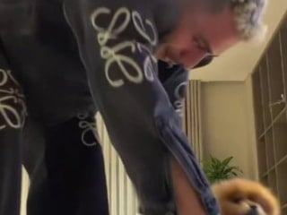 Barış Alper Yılmaz, köpeğiyle horon tepti