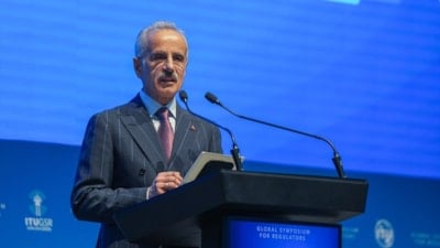 Abdulkadir Uraloğlu: 5G'ye ilk günden 21 milyon abone ulaştı