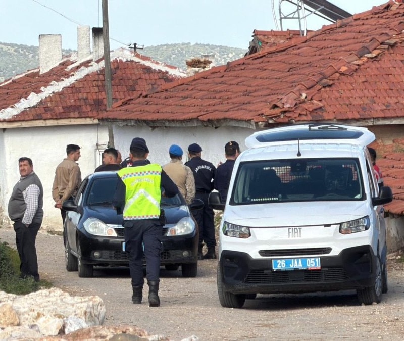 Eskişehir'de arazi anlaşmazlığında kan aktı: Amcasını tüfekle öldürdü