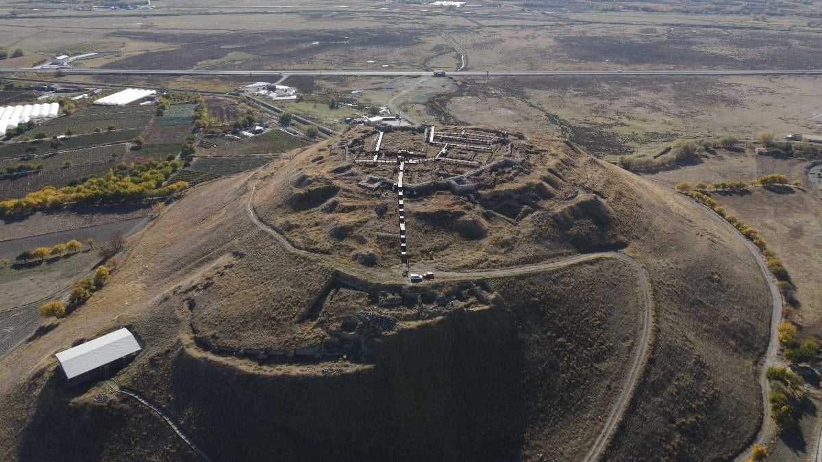 Erzincan’ın antik mirası Altıntepe Kalesi
