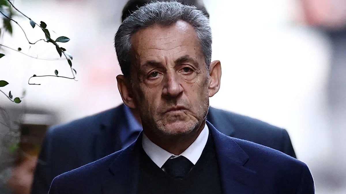 Fransa'da Nicolas Sarkozy için istenen ceza belli oldu