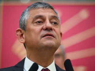 Özgür Özel'den yine sokak çağrısı: Seferberlik hali bekliyoruz