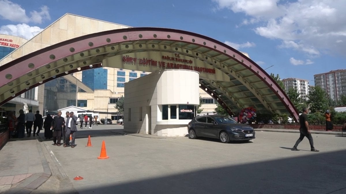 Siirt’te eşekten düşüp sürüklendi: Başını taşa çarpıp öldü