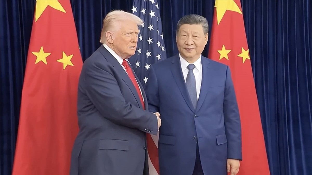 Trump, Şi'yi Beyaz Saray'a davet etti