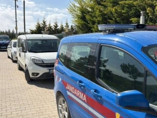 Eskişehir Tepebaşı operasyonunda toprak altındaki gizli odada kripto cihazları ele geçirildi