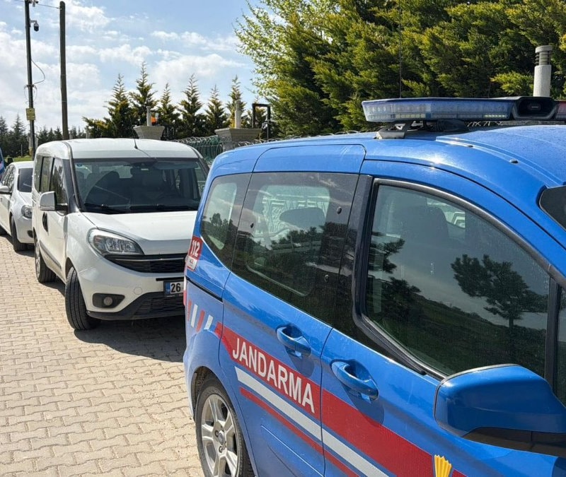 Eskişehir Tepebaşı operasyonunda toprak altındaki gizli odada kripto cihazları ele geçirildi