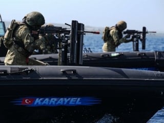 Yerli ve milli hücumbotu Karayel ilk kez EFES tatbikatında görev aldı