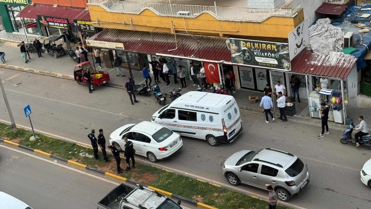 Hatay'da döviz bürosuna ateş açıldı