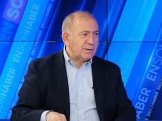Gürsel Tekin: Partide olanları görünce midem bulanıyor