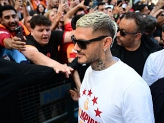 Galatasaray'ın kutlamalarında sürpriz pankart: Mauro Icardi...