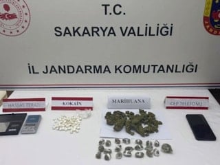 Sakarya’da uyuşturucu operasyonu: 2 tutuklama