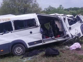 Yozgat'ta okul servisi devrildi: İki öğrenci ve şoför hayatını kaybetti