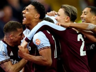 Aston Villa, Liverpool'u sahasında yendi