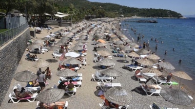 Bodrum'da sezon başladı: Plajda harcama limitleri 2 bin TL'den açıldı