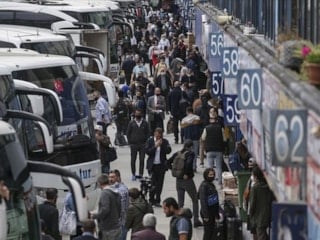 İstanbul'da bayram öncesi otobüs biletleri tükendi