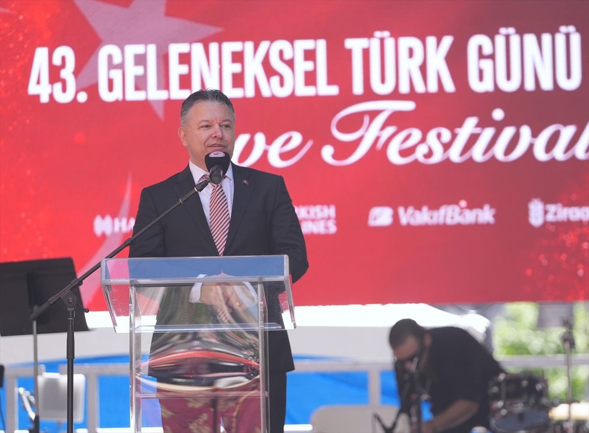 New York'ta 43. Türk Günü Yürüyüşü coşkusu - Resim 21