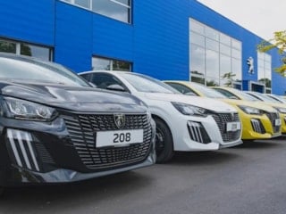 Peugeot 600 bin aracı geri çağırıyor: Sebebi motor ya da fren değil…