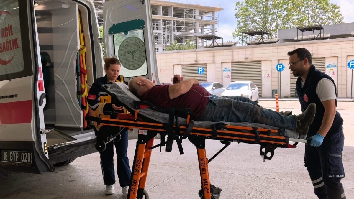 Bursa'da doğrama imalatesinde kaza: Elini makinaya kaptırdı