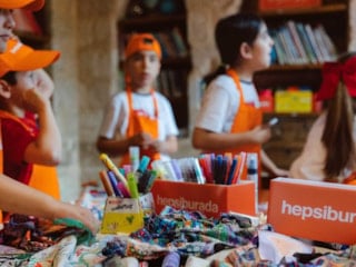 Hepsiburada, 7. Mardin Bienali’nde genç nesilleri sanatla buluşturuyor