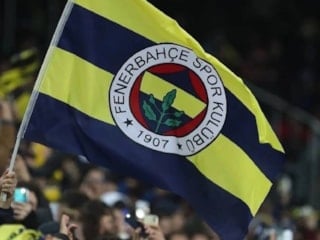 Fenerbahçe geleceğin yıldızını kaptı: 5 yıllık sözleşme imzalandı