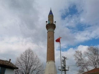 Bursa'da camisiz minare, yıllara meydan okuyor