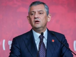 Özgür Özel Economist'e yazdı: İmamoğlu siyasi saiklerle hapiste