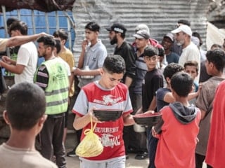 Filistin hükümeti, Gazze'de 1,6 milyon kişinin kıtlık riski altında olduğunu duyurdu