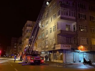 Kayseri'de bodrum katta çıkan yangın paniğe neden oldu