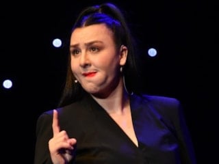 Komedyen Yasemin Sakallıoğlu itirafta bulundu