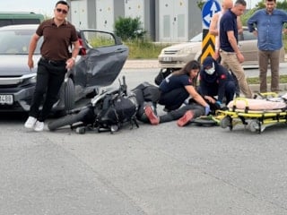Antalya’da motosiklet ile otomobil çarpıştı, 4 aylık bebek yaralandı