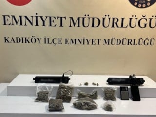 İstanbul’da narkotik operasyonu: Gizli bölmeden uyuşturucu çıktı