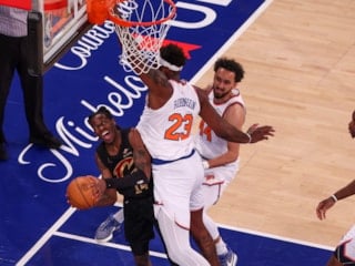 Doğu Konferansı final serisinde ilk maçı New York Knicks aldı