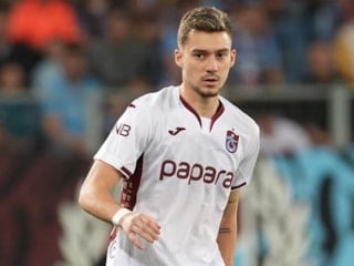 Trabzonspor, Ernest Muçi'nin bonservisini Beşiktaş'tan aldı