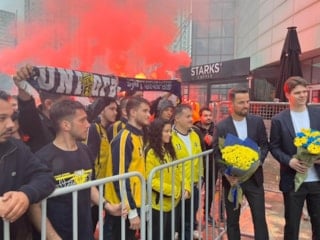 Fenerbahçe, Final Four için Atina'ya uğurlandı