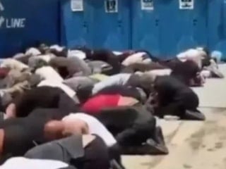 İsrail'in Sumud Filosu aktivistlerine yönelik kötü muamelesine dünyadan tepki