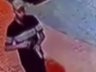 Adana’da eve silahla saldıracaktı: Tutukluk yapınca panikleyip kaçtı