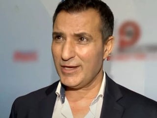 Rafet El Roman'ın çılgın dansını Dubai'de de yaptı