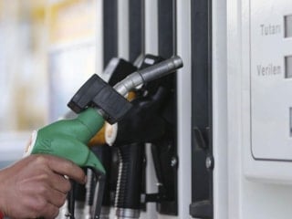 Akaryakıtta vergi kaybını azaltacak kanun teklifi yolda