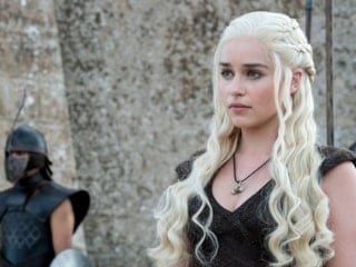 Game of Thrones'un Khaleesi'si Emilia Clarke'dan radikal karar