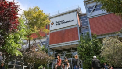 İstanbul Bilgi Üniversitesi kapatıldı